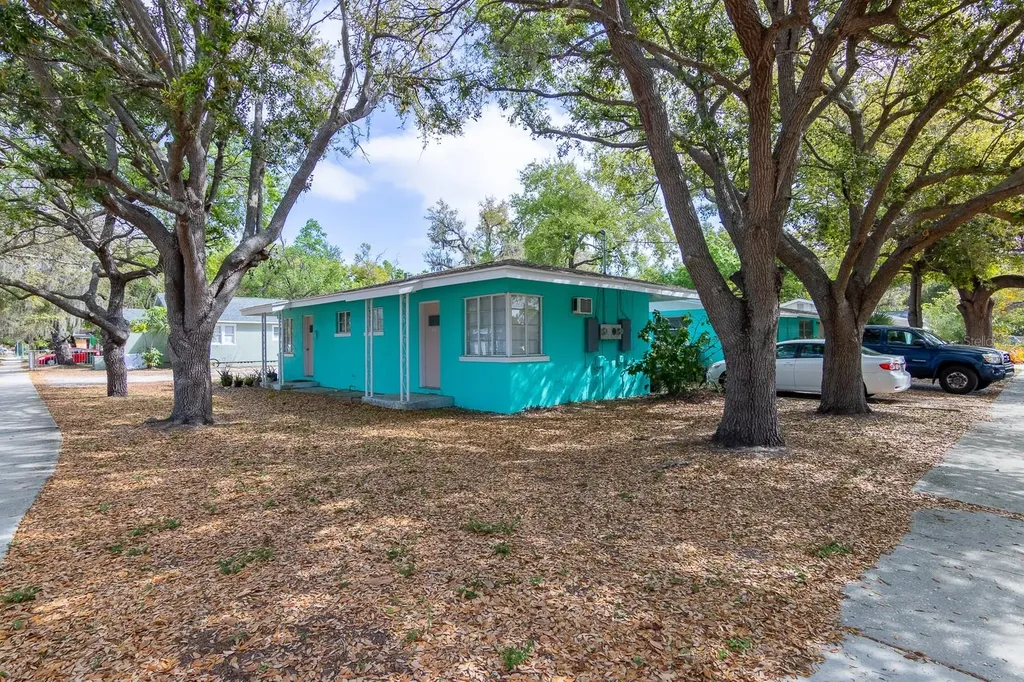 610 N East Avenue Sarasota FL 34237