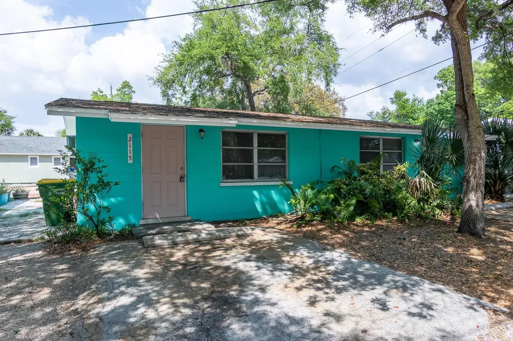 610 N East Avenue Sarasota FL 34237