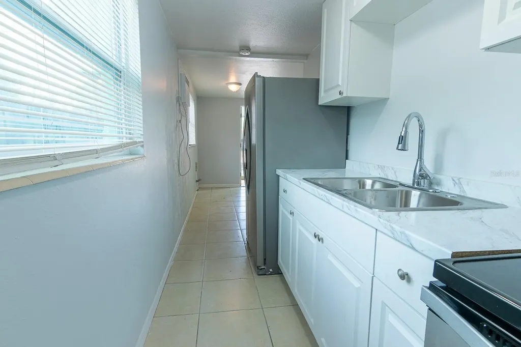 610 N East Avenue Sarasota FL 34237