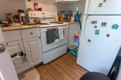 610 N East Avenue Sarasota FL 34237