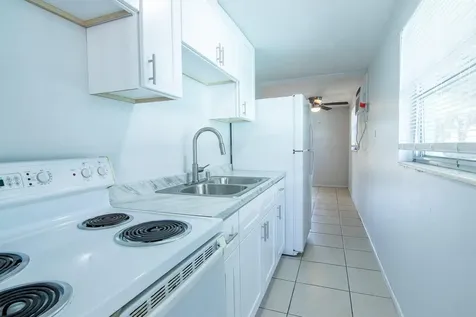 610 N East Avenue Sarasota FL 34237