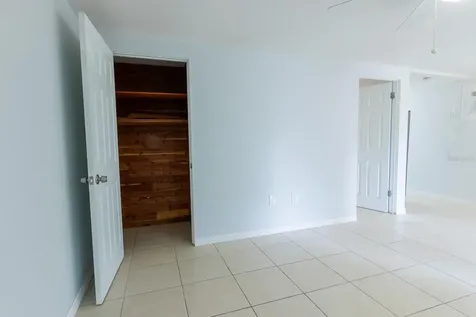 610 N East Avenue Sarasota FL 34237