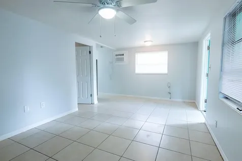 610 N East Avenue Sarasota FL 34237