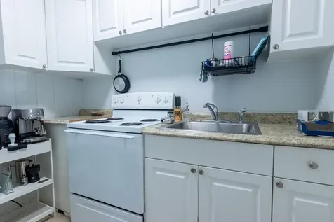 610 N East Avenue Sarasota FL 34237