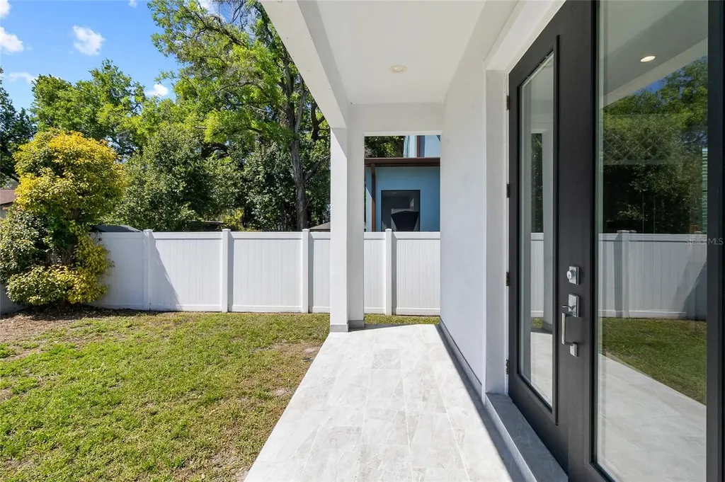 122 W Sligh Avenue Tampa FL 33604