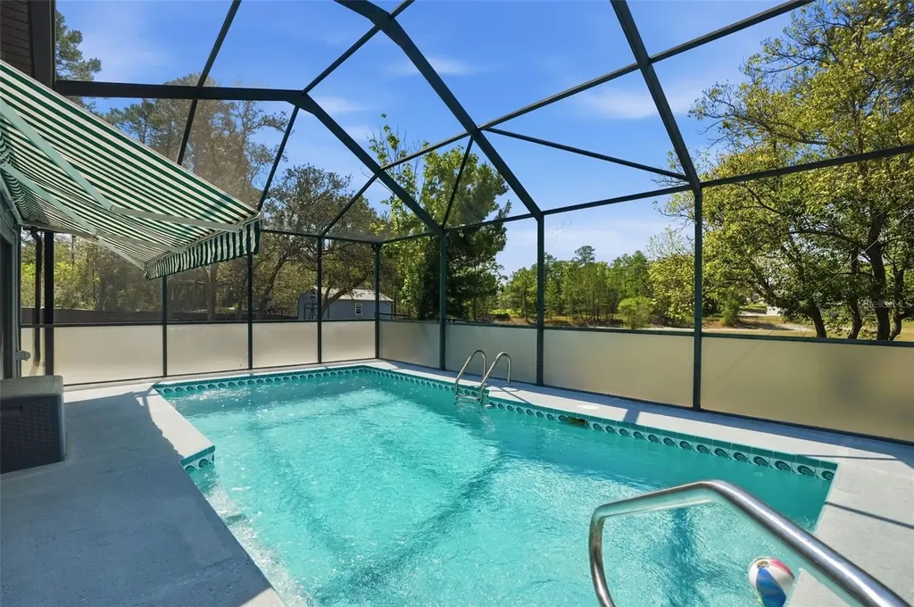 10494 Desert Sparrow Avenue Weeki Wachee FL 34613