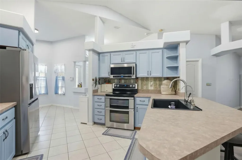 10494 Desert Sparrow Avenue Weeki Wachee FL 34613