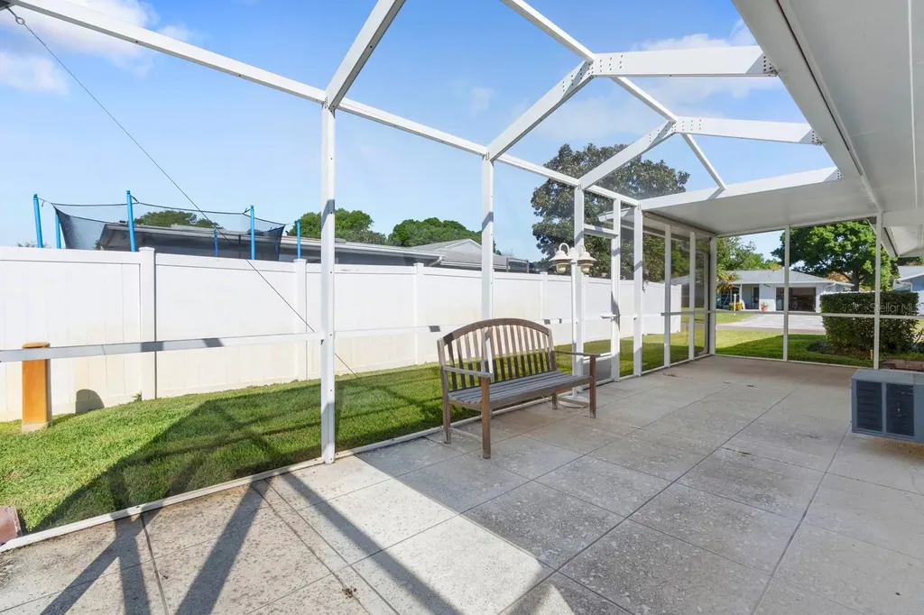 2549 Wynnewood Drive Clearwater FL 33763