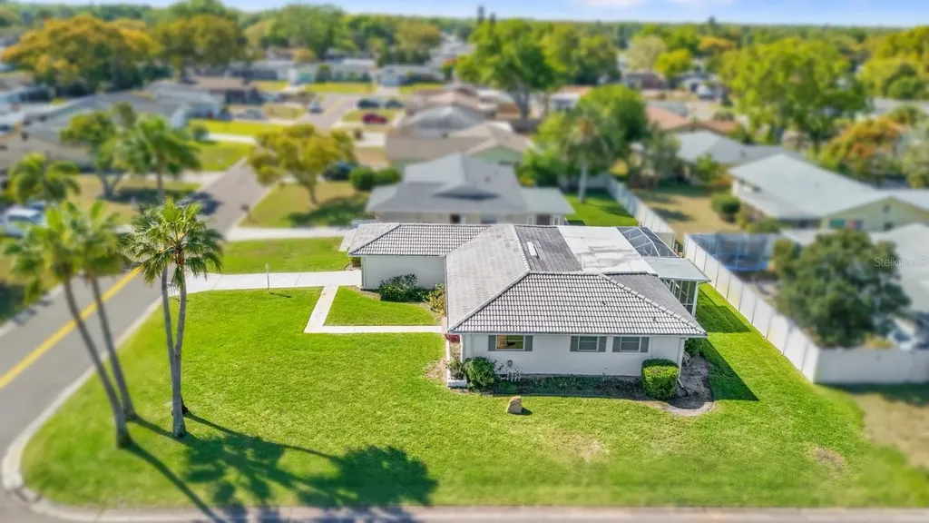 2549 Wynnewood Drive Clearwater FL 33763
