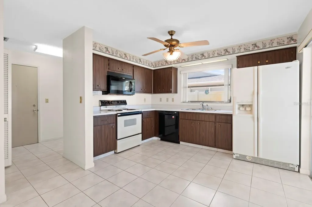 2549 Wynnewood Drive Clearwater FL 33763