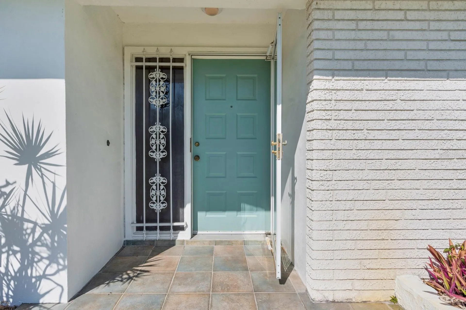 2549 Wynnewood Drive Clearwater FL 33763