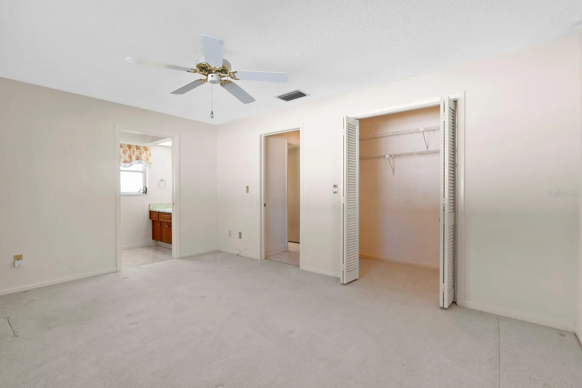 2549 Wynnewood Drive Clearwater FL 33763