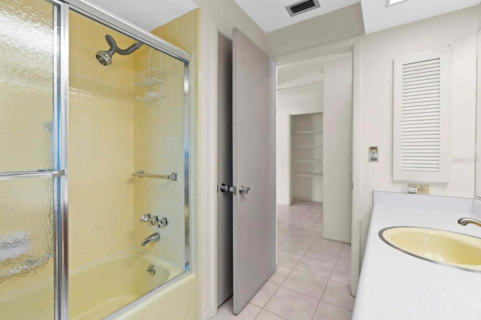 2549 Wynnewood Drive Clearwater FL 33763