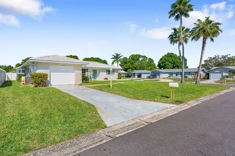 2549 Wynnewood Drive Clearwater FL 33763