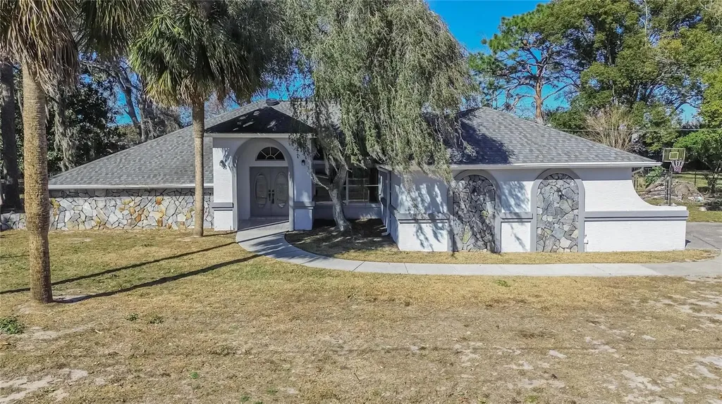 15047 Woodbury Road Brooksville FL 34604