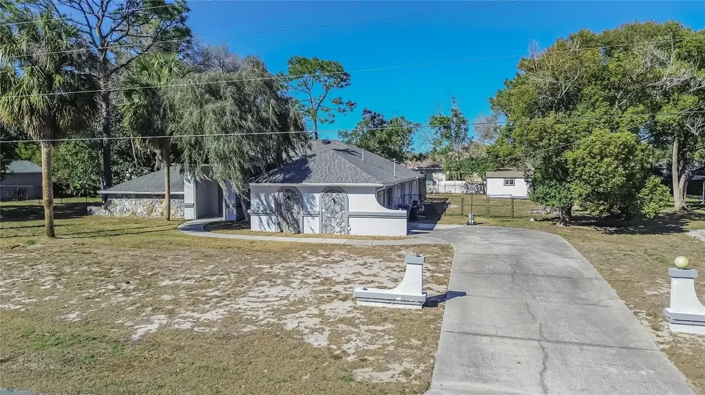 15047 Woodbury Road Brooksville FL 34604
