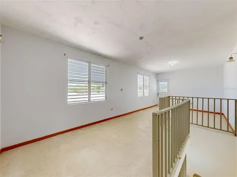 Solar 173 Calle Robles Anasco PR 00610