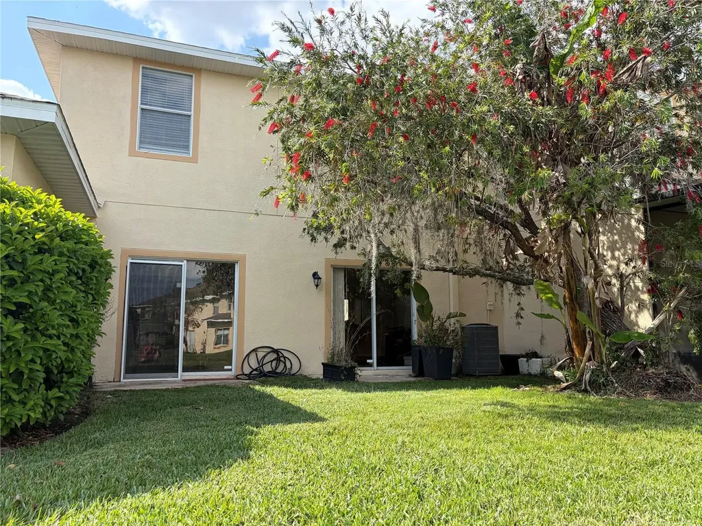 8914 Iron Oak Tampa FL 33647