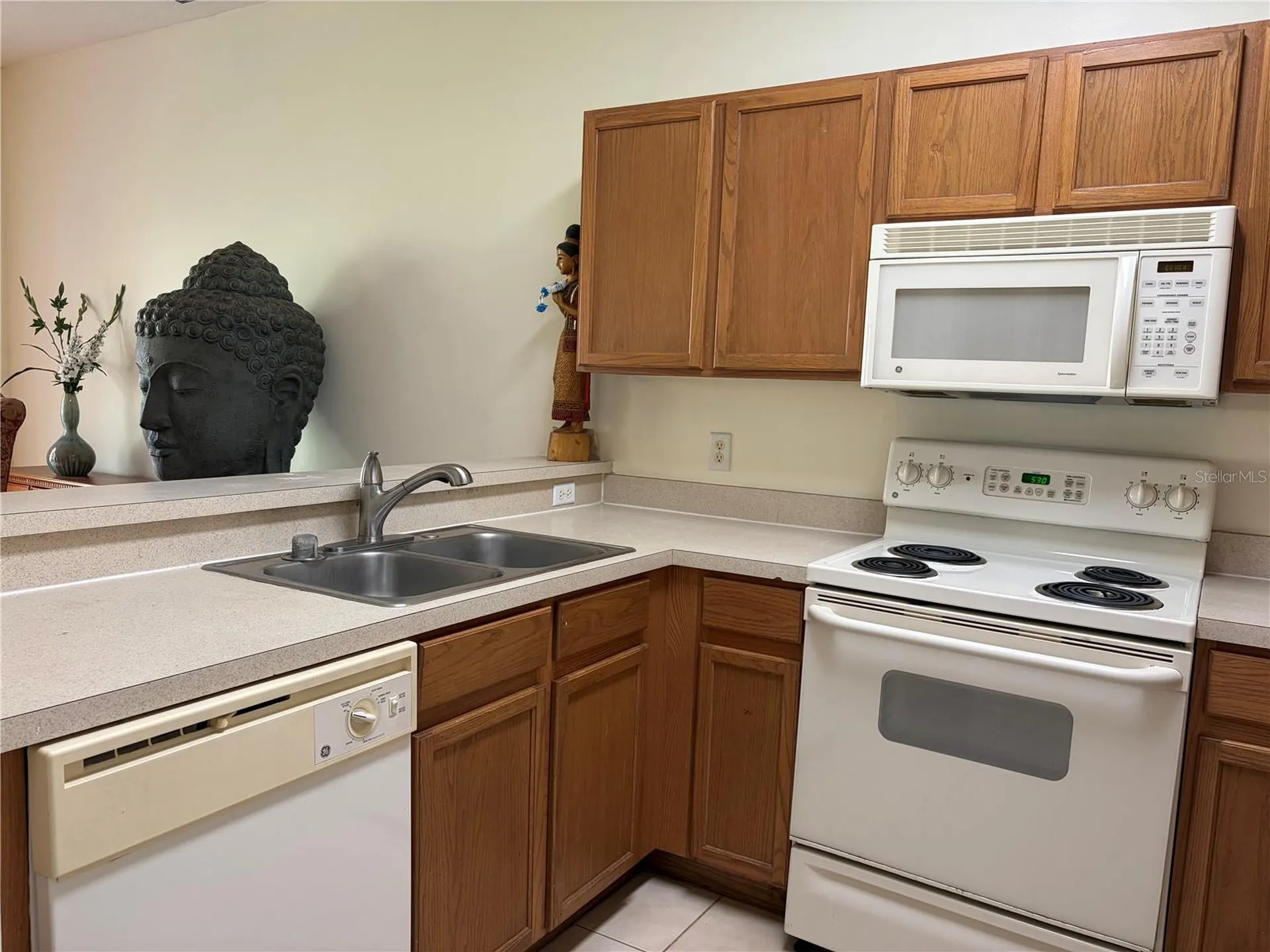 8914 Iron Oak Tampa FL 33647