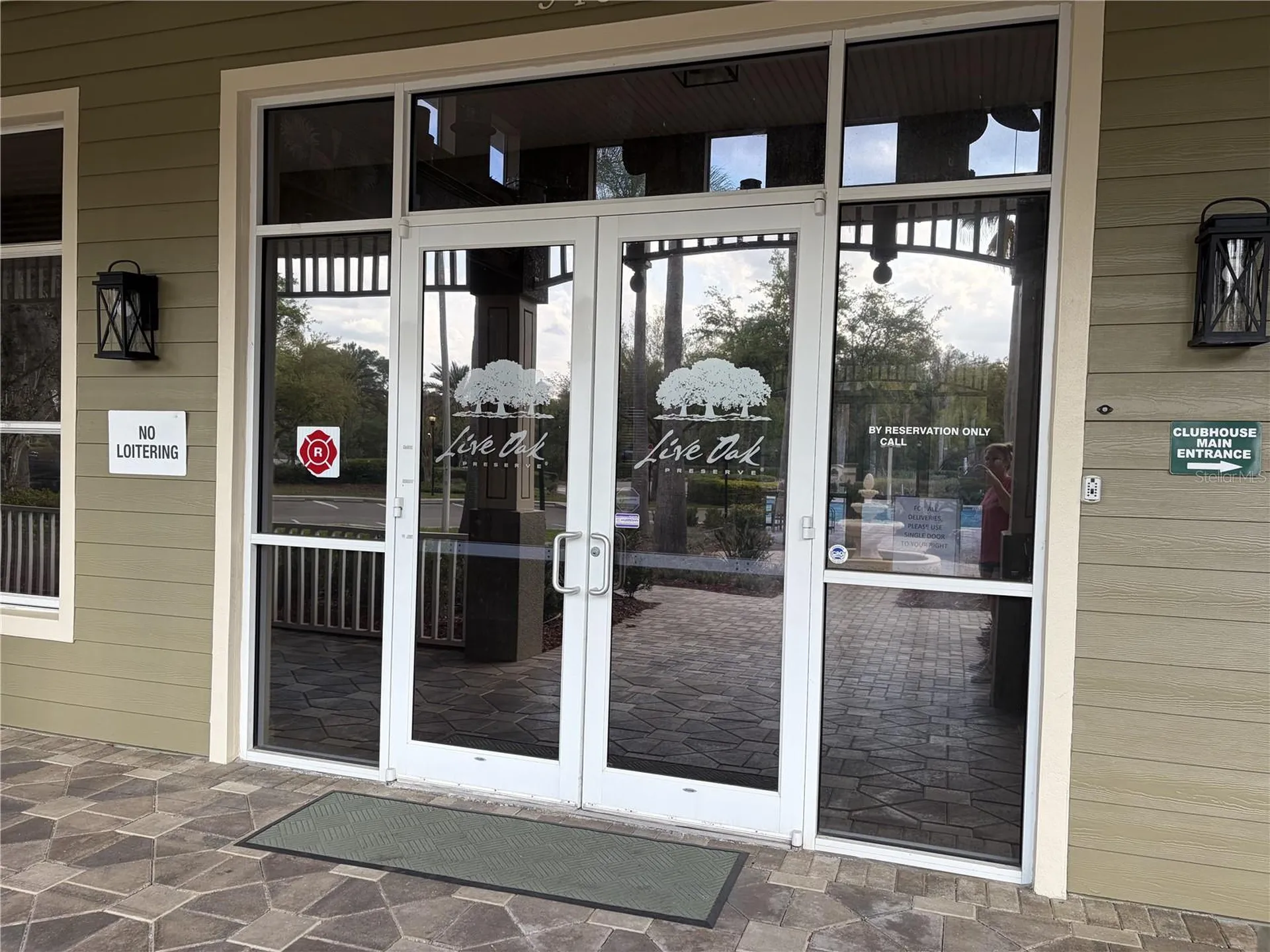 8914 Iron Oak Tampa FL 33647