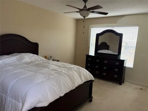 8914 Iron Oak Tampa FL 33647