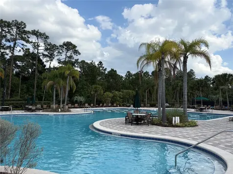 8914 Iron Oak Tampa FL 33647