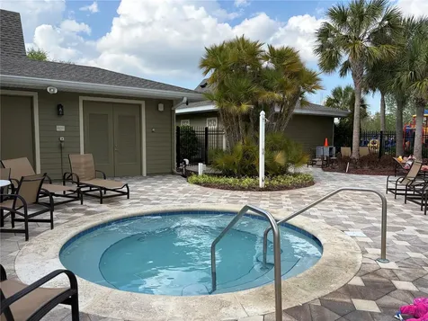 8914 Iron Oak Tampa FL 33647