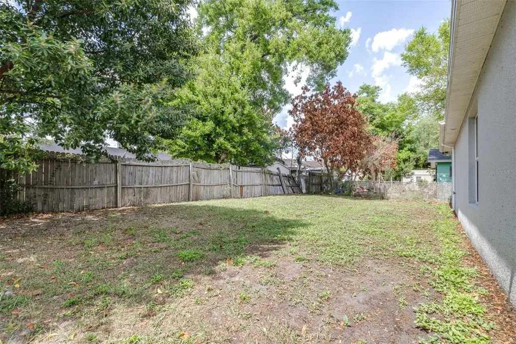 1727 Second Street NE Winter Haven FL 33881