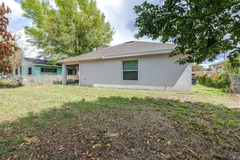 1727 Second Street NE Winter Haven FL 33881