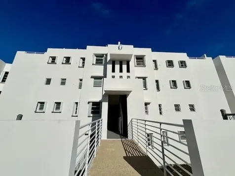 Condo. Costa Esmeralda Calle Colonia Santa Maria Cliff Ceiba PR 00735