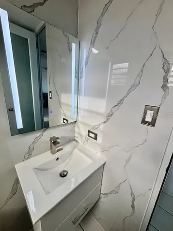 Condo. Costa Esmeralda Calle Colonia Santa Maria Cliff Ceiba PR 00735