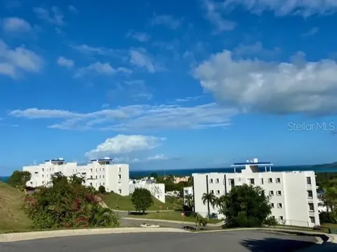 Condo. Costa Esmeralda Calle Colonia Santa Maria Cliff Ceiba PR 00735