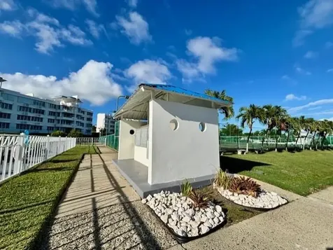 Condo. Costa Esmeralda Calle Colonia Santa Maria Cliff Ceiba PR 00735