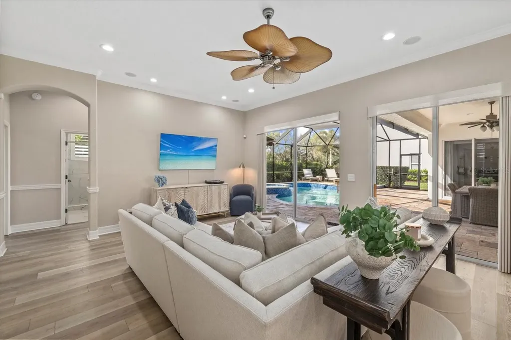 509 Sand Crane Court Bradenton FL 34212
