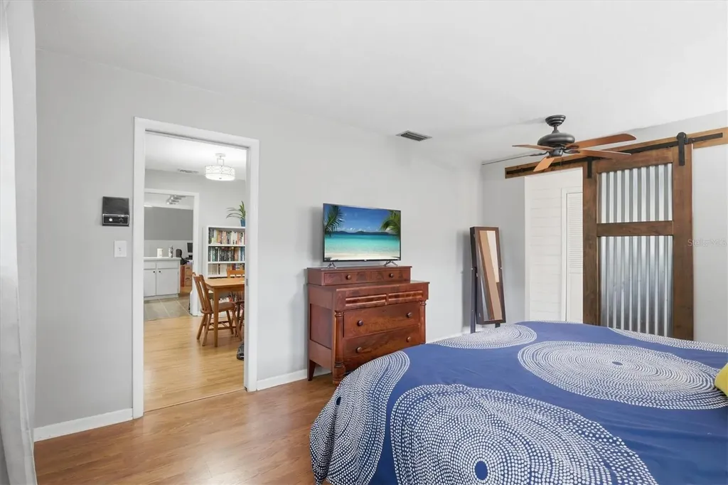 1143 Lancer Lane Tarpon Springs FL 34689