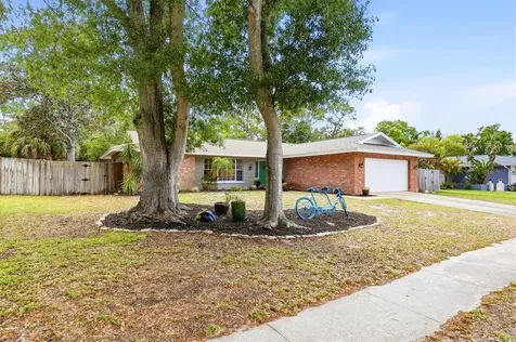 1143 Lancer Lane Tarpon Springs FL 34689