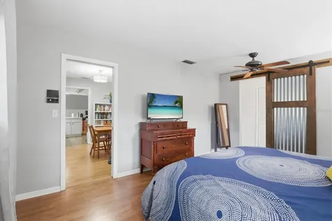 1143 Lancer Lane Tarpon Springs FL 34689