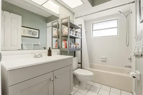 1143 Lancer Lane Tarpon Springs FL 34689