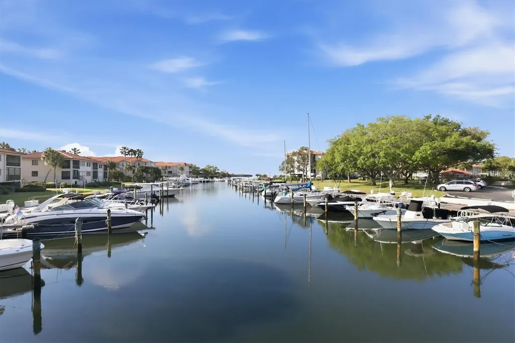 1805 Mariner Drive Tarpon Springs FL 34689