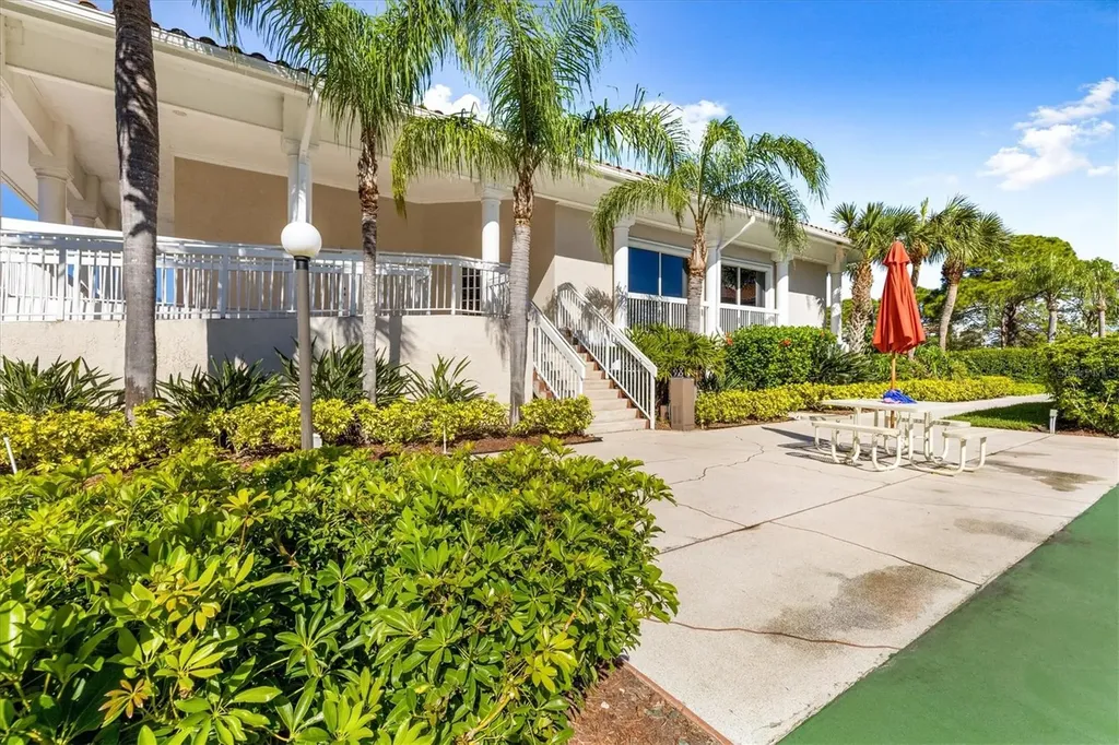 1805 Mariner Drive Tarpon Springs FL 34689