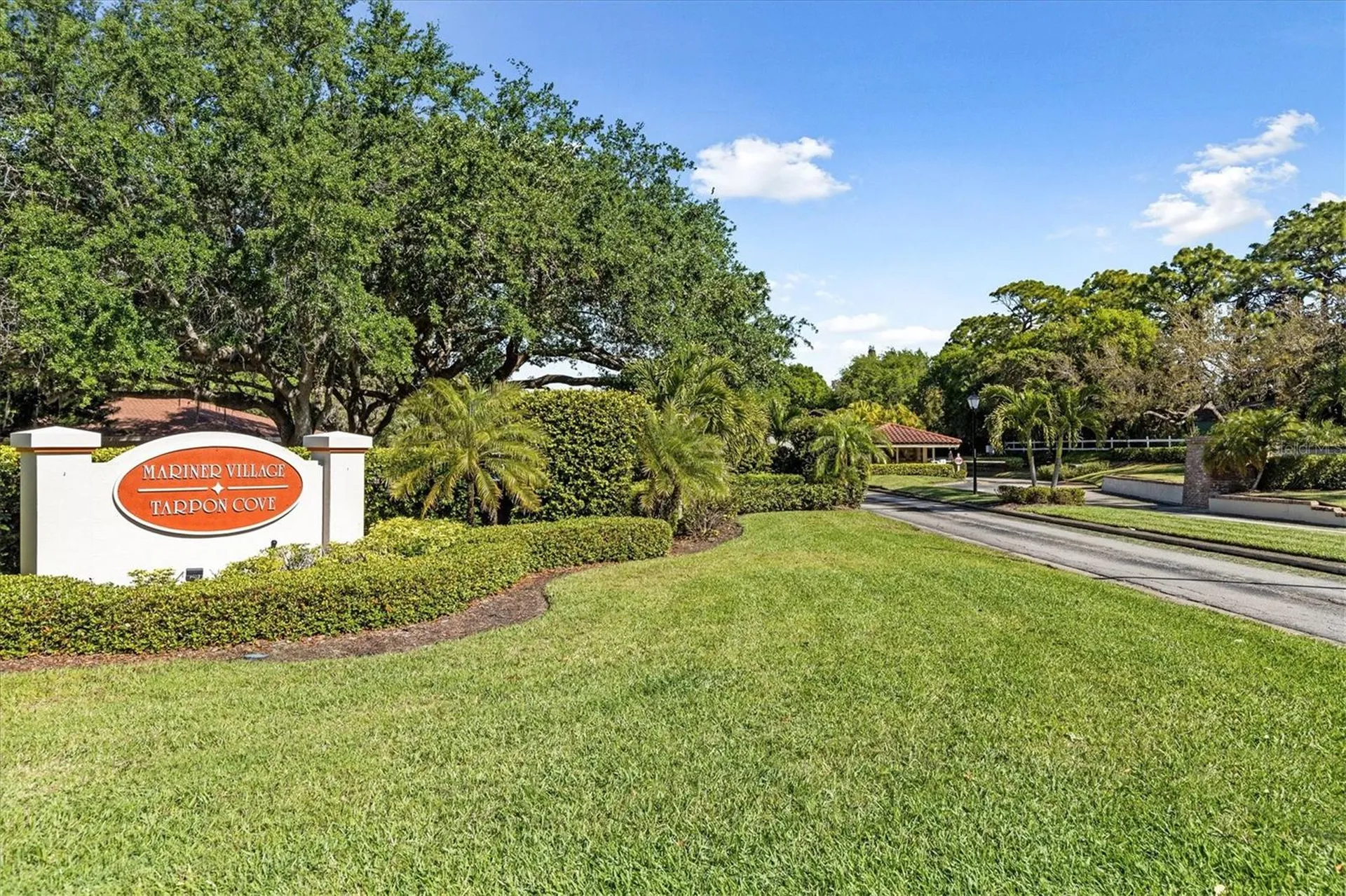 1805 Mariner Drive Tarpon Springs FL 34689