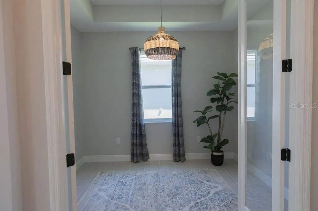 8100 Slipway Drive Sarasota FL 34240