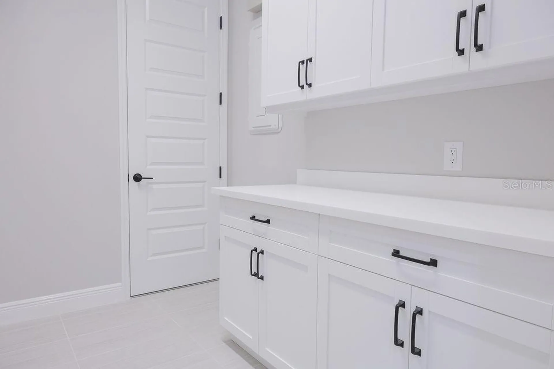 8100 Slipway Drive Sarasota FL 34240