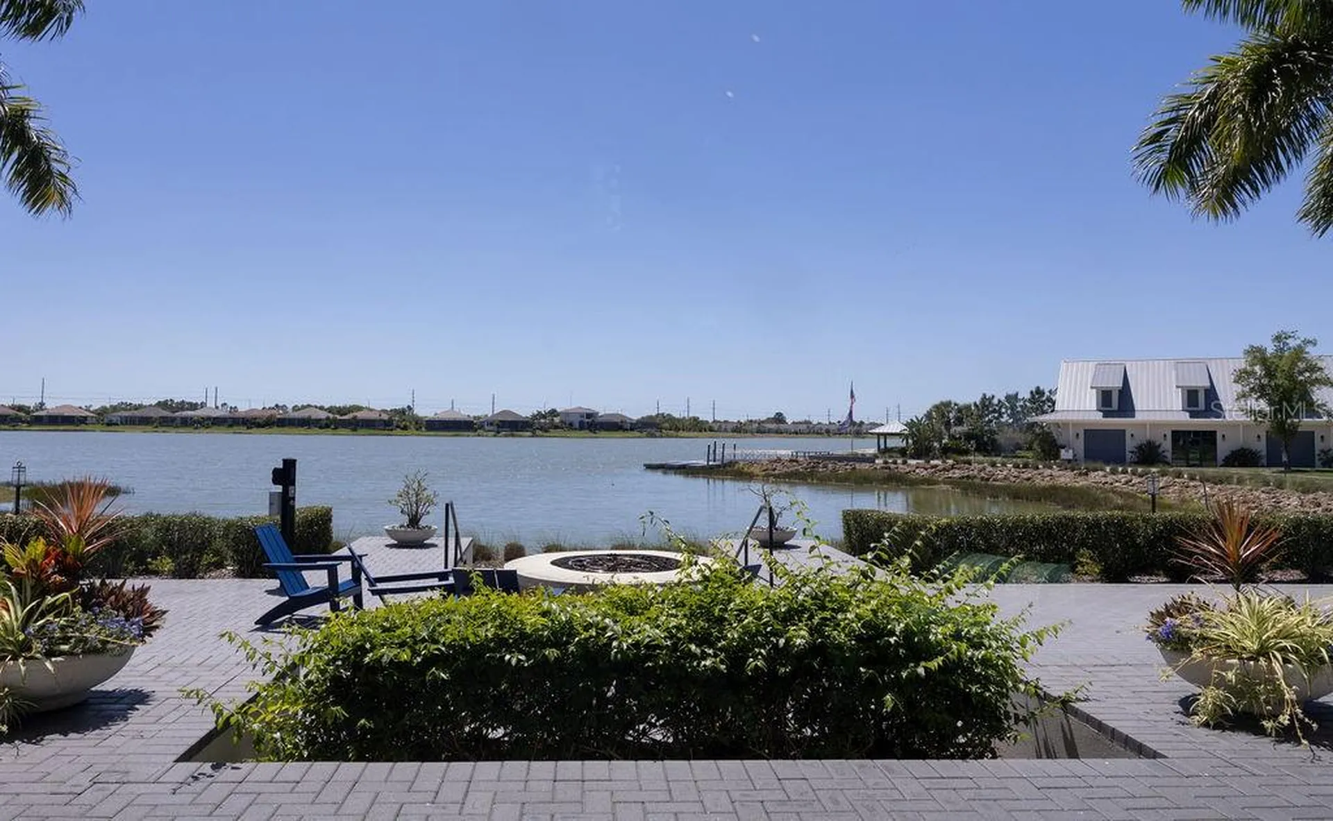 8100 Slipway Drive Sarasota FL 34240