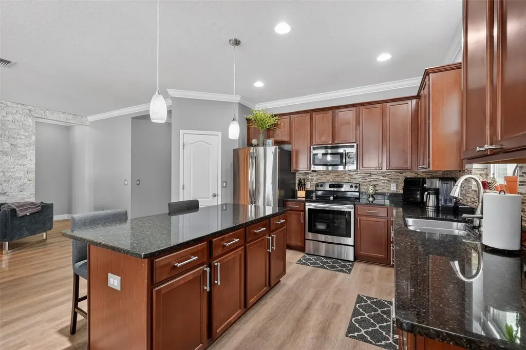 2502 Isabela Terrace Kissimmee FL 34743