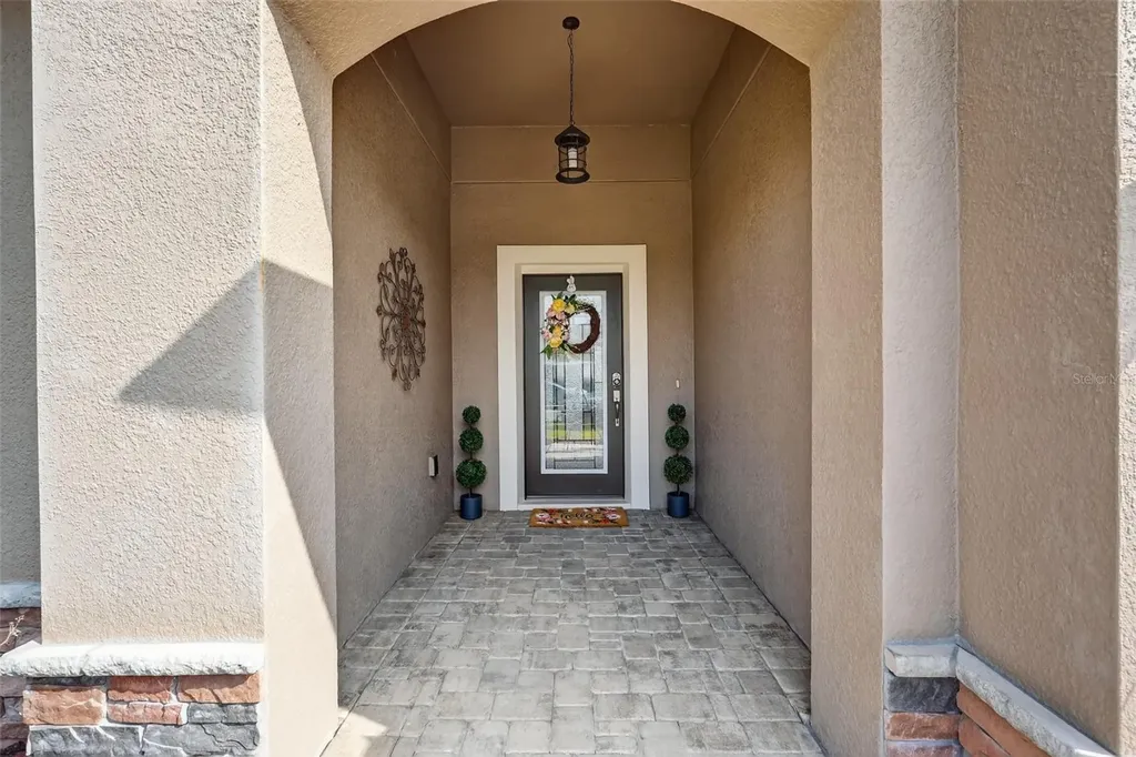 2502 Isabela Terrace Kissimmee FL 34743