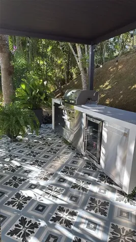 7 Mountain View E St, Lomas Del Sol Guaynabo PR 00969