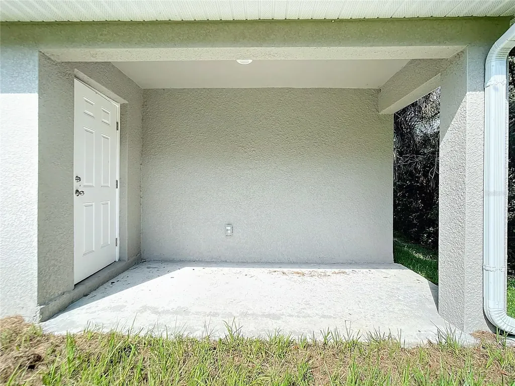 17053 Nixon Avenue Port Charlotte FL 33948