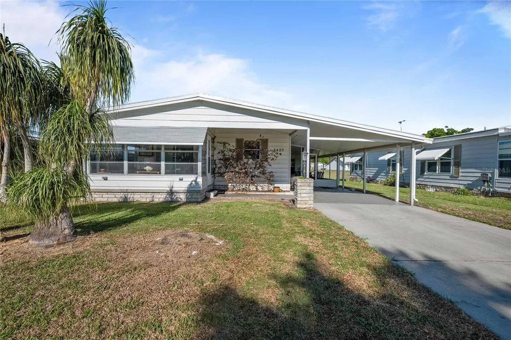 5427 Seville Drive Zephyrhills FL 33541