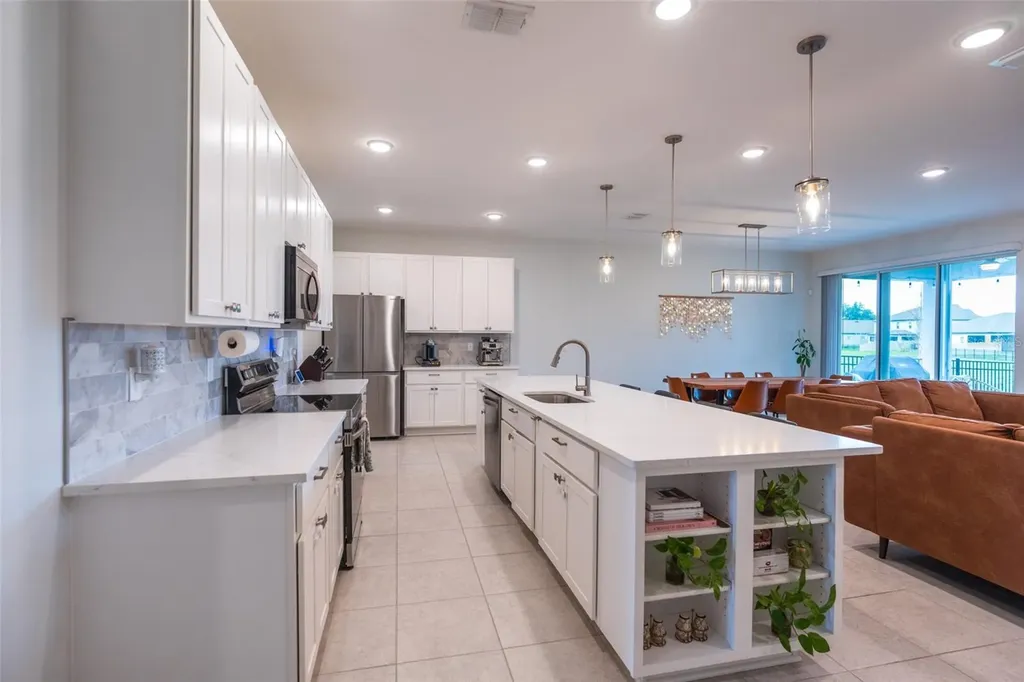 11220 Bram Bay Court San Antonio FL 33576